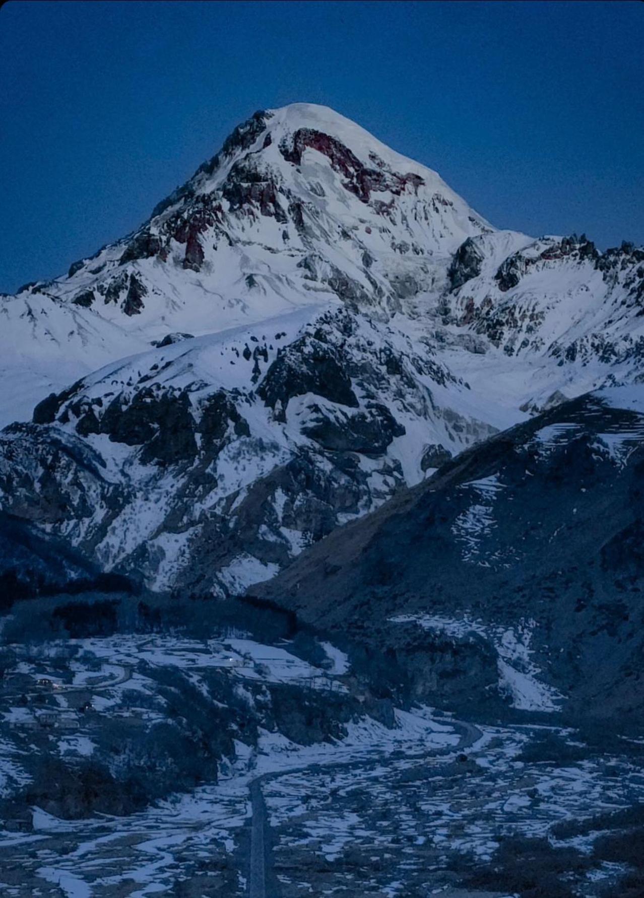 Kazbegi Story Villa Eksteriør bilde