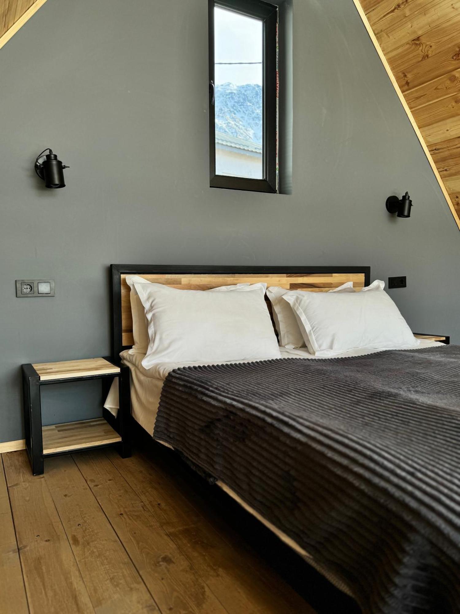 Kazbegi Story Villa Eksteriør bilde