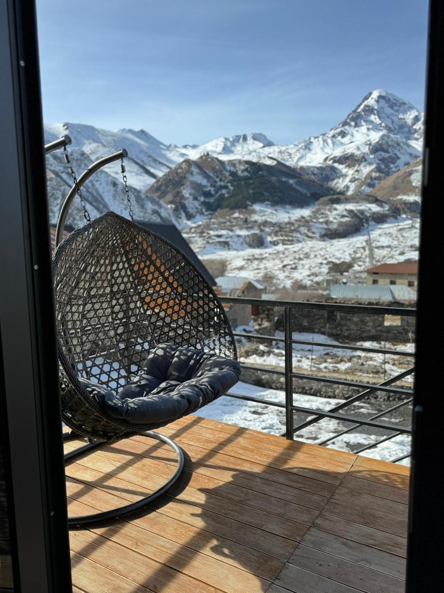 Kazbegi Story Villa Eksteriør bilde